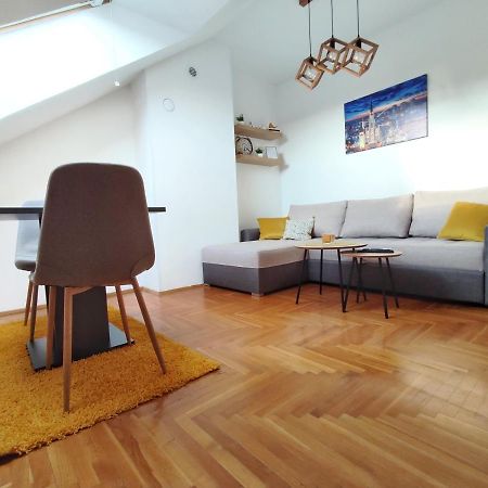 Apartman Ns Dan Private Parking Novi Sad Exterior photo